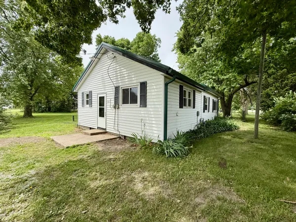 $99,000 | 3703 East Main Street, Star City, IN 46985