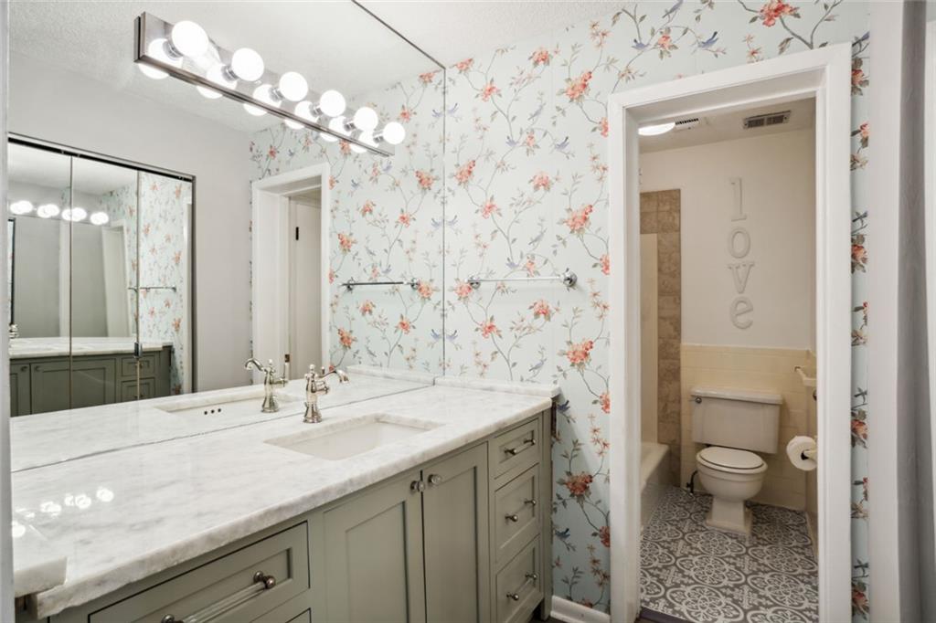 4266 Roswell Road Northeast, Unit G4 Atlanta, GA 30342 - Photo 13 of 21 Gallery Image 13