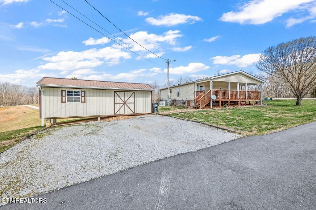 1030 Boles Beaty Road Alpine, TN 38543 - Photo 2 of 20 225806_8