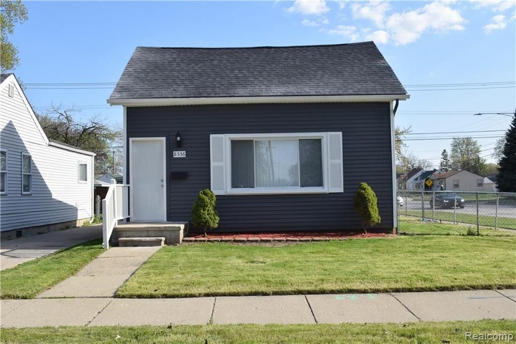 8536 Stephens Warren, MI 48089 - Photo 5 of 26