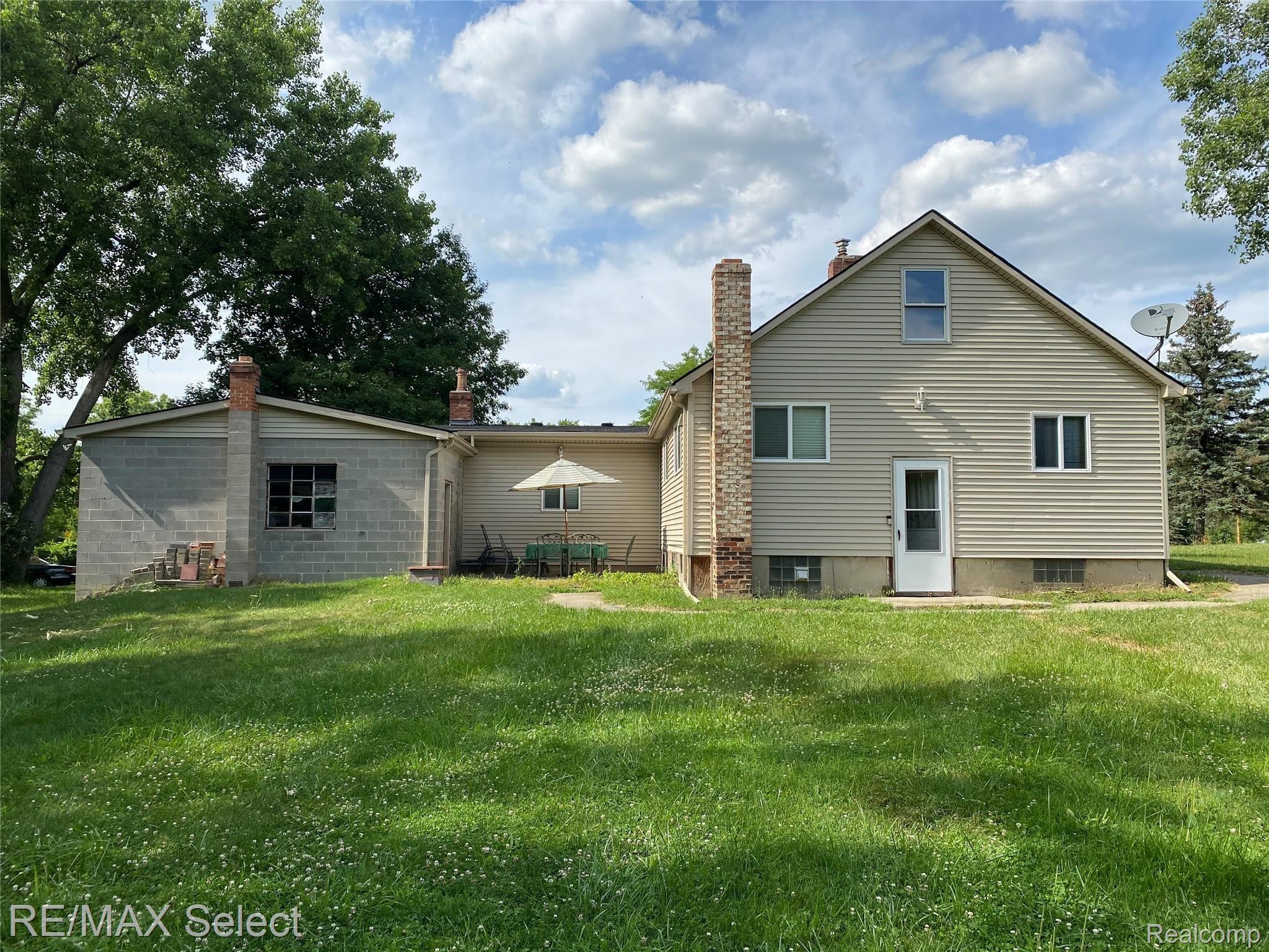 11068 Lapeer Road Davison, MI 48423 - Photo 19 of 20 IMG_0593.JPG