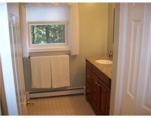 26 Island Cove Road Raymond, ME 04071 - Photo 9 of 14 Bathroom.