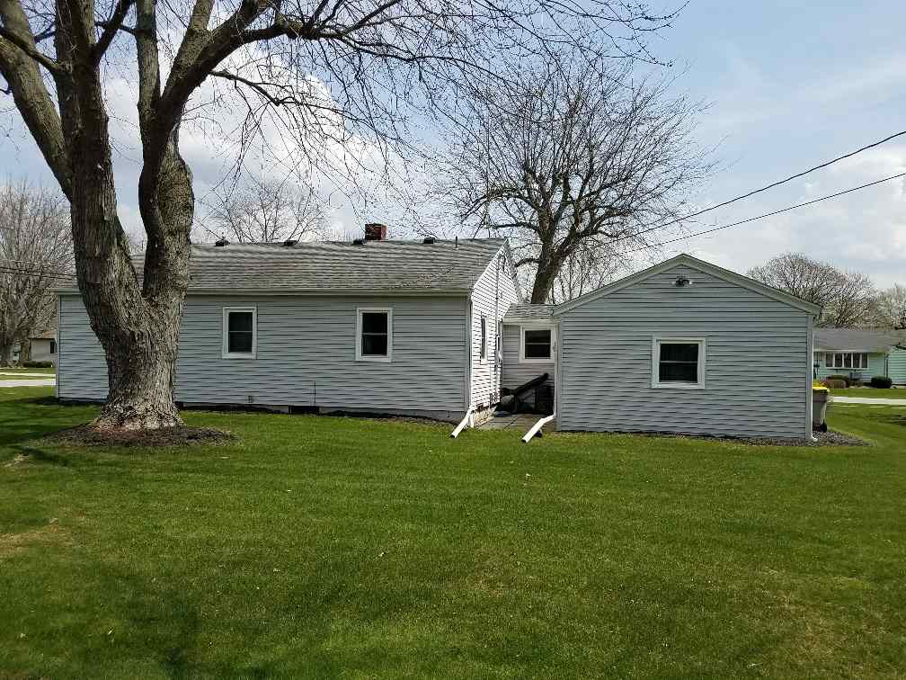 320 James Street Butler, IN 46721 - Photo 6 of 23