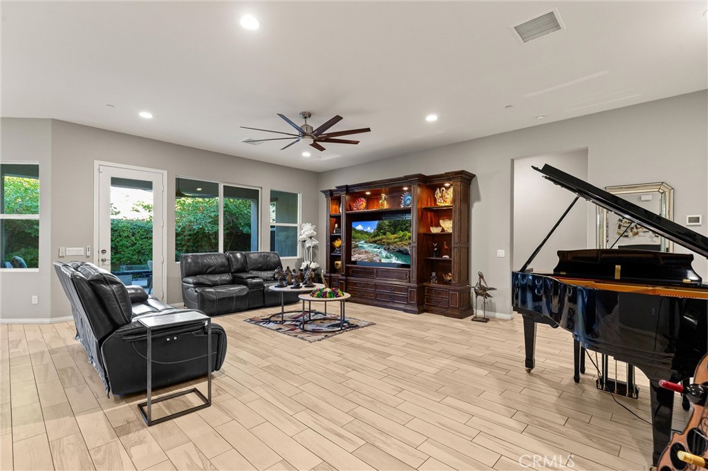 85556 Molvena Drive Indio, CA 92203 - Photo 11 of 35