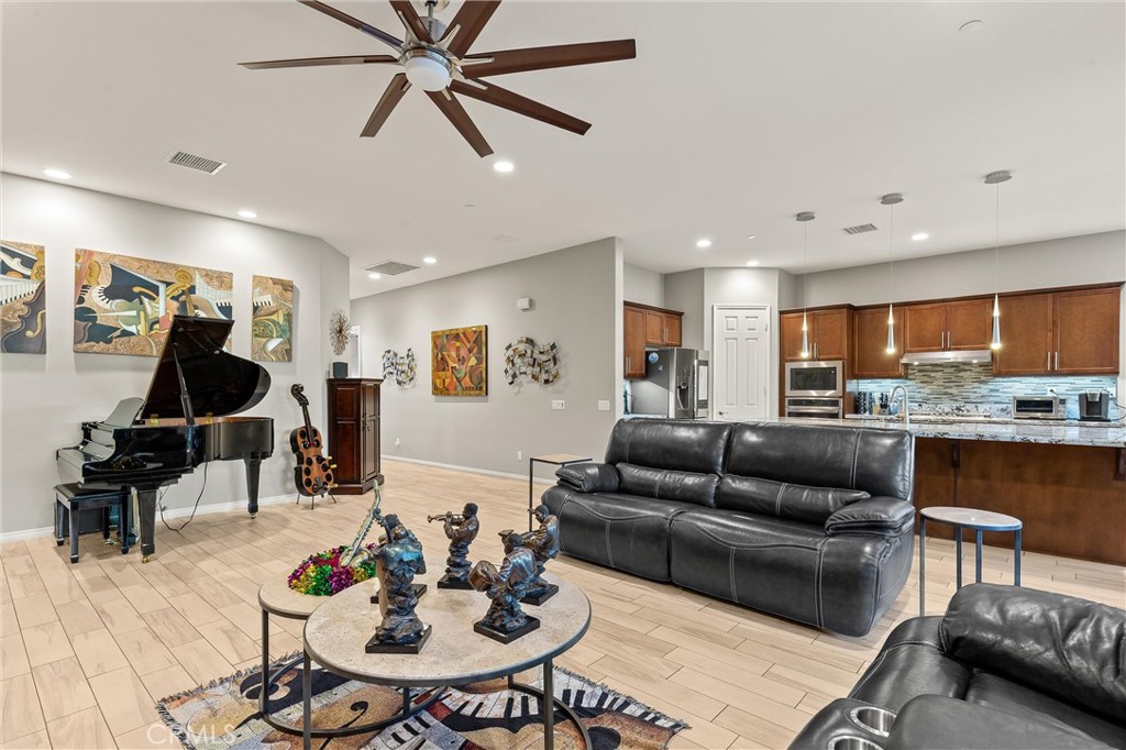 85556 Molvena Drive Indio, CA 92203 - Photo 8 of 35