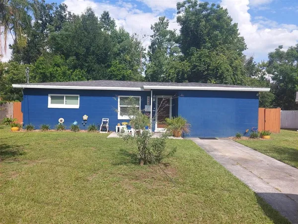 $239,990 | 4901 Bristol Court, Orlando, FL 32808