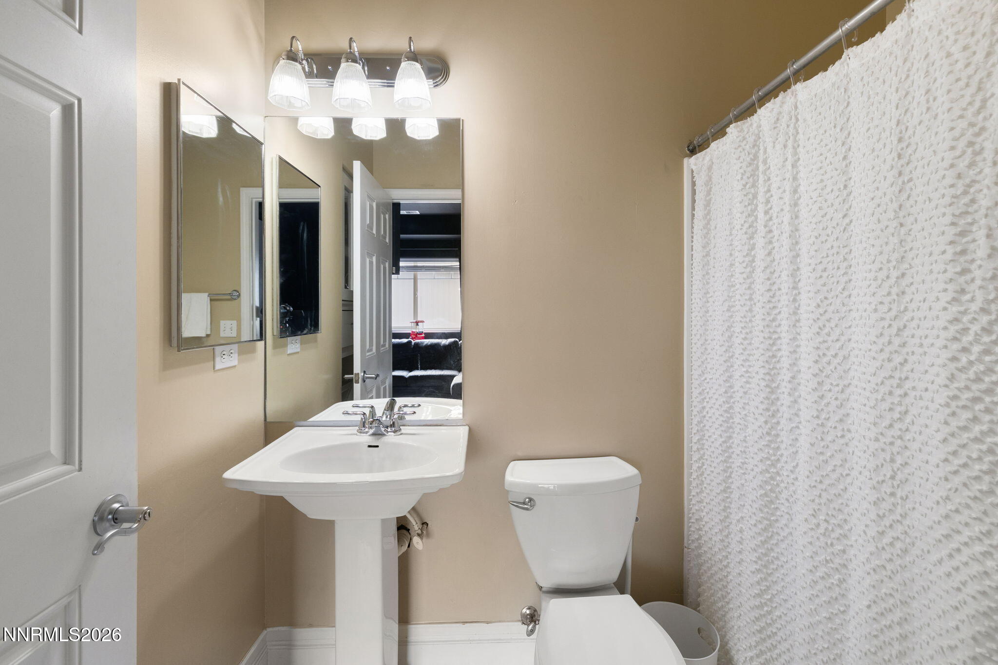 355 Madison Marie Lane Reno, NV 89503 - Photo 12 of 16 1-web-or-mls-355 Madison Marie-2