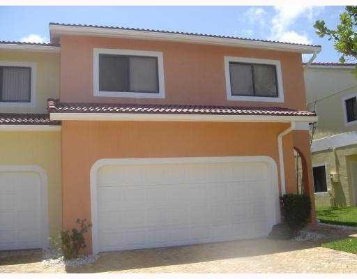 660 Enfield Street, Unit 660A Boca Raton, FL 33487 - Photo 2 of 6 Additional Photo