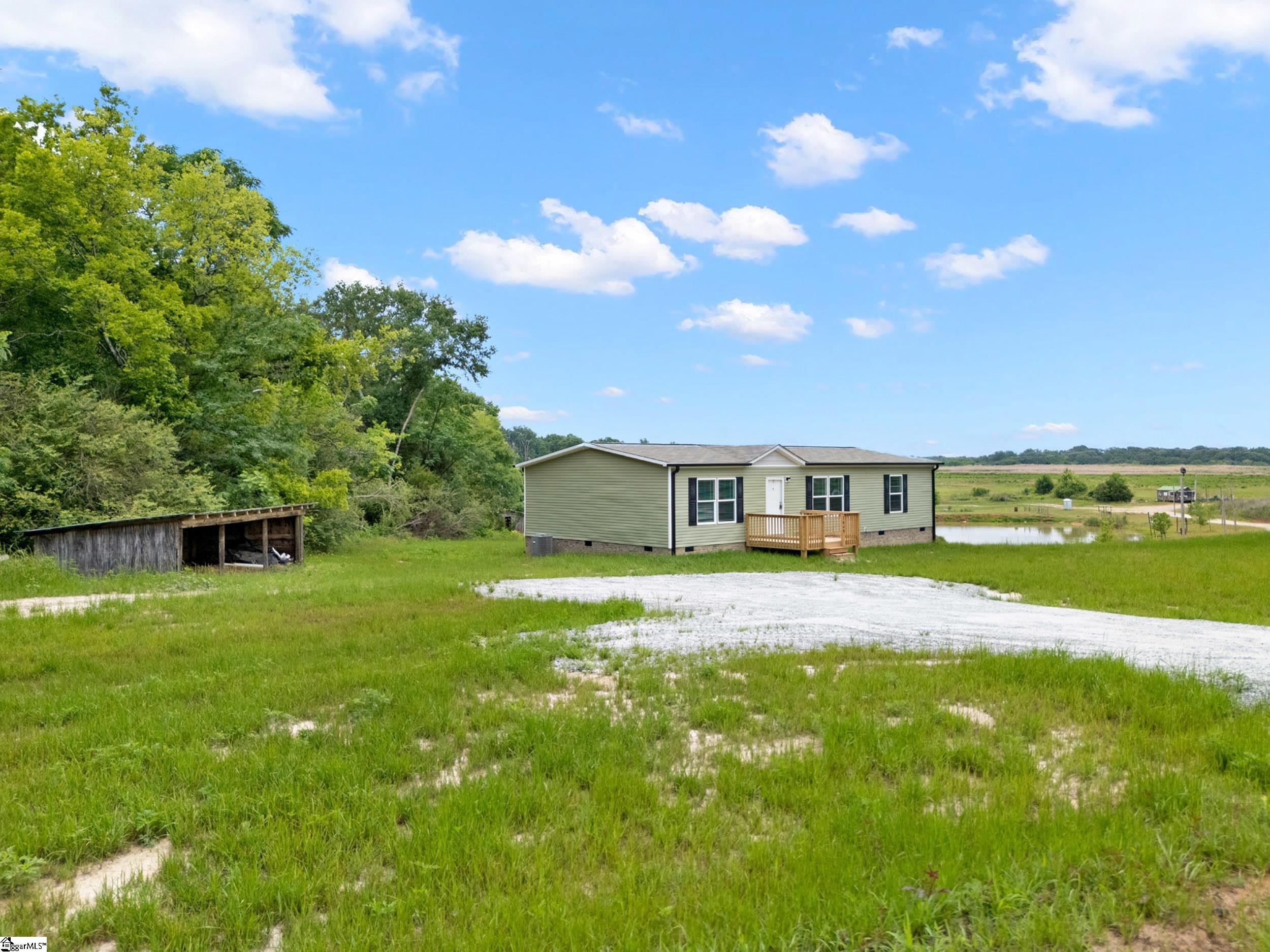 1649 Beaverdam Creek Road Gray Court, SC 29645 - Photo 2 of 42