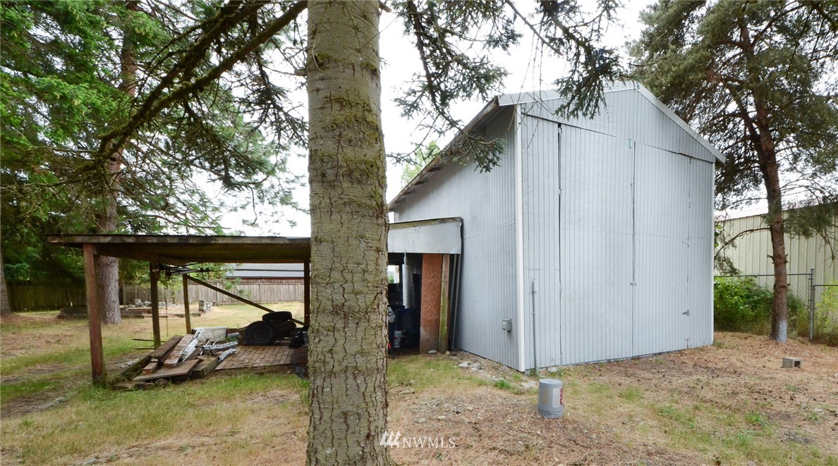 9011 178th Way Southwest Rochester, WA 98579 - Photo 16 of 17