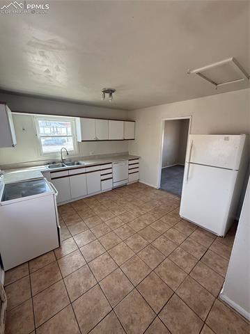 1316 Harrison Road Colorado Springs, CO 80905 - Photo 5 of 25