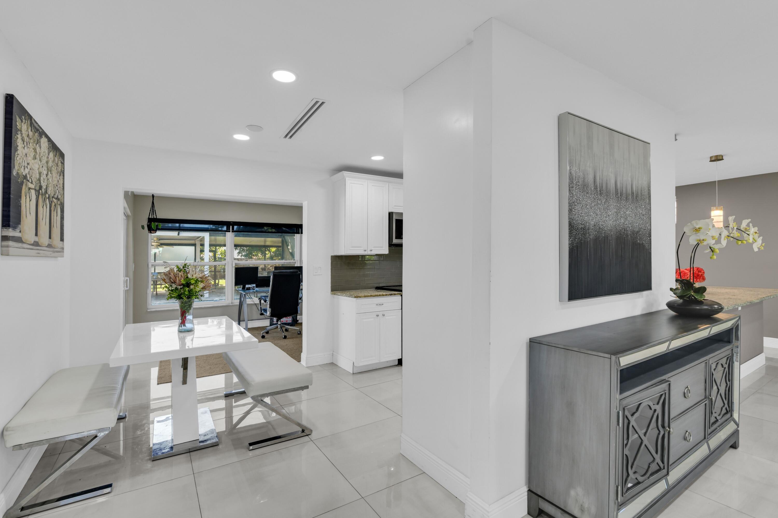 3150 Gulfstream Road Palm Springs, FL 33461 - Photo 13 of 51 3150 Gulfstream Rd, Lake Worth - 10