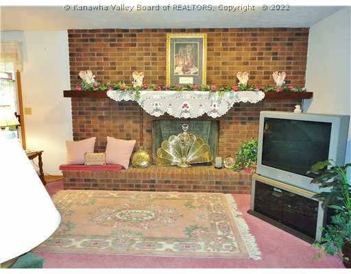 112 Teays Meadows Road Scott Depot, WV 25560 - Photo 8 of 16 Recreation Room.