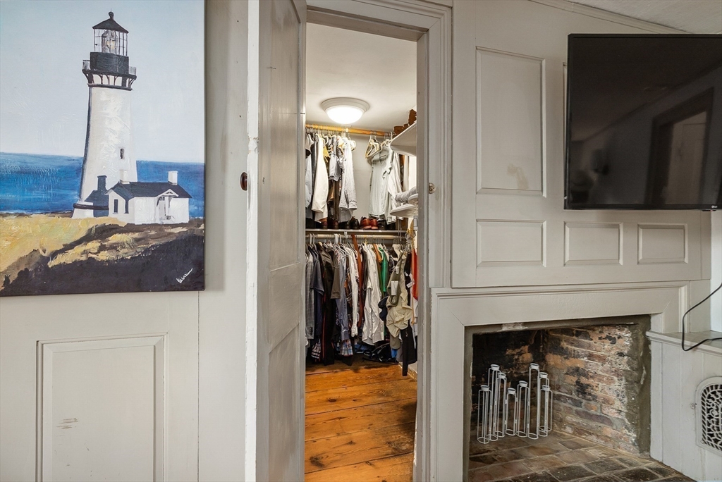 356 Main Street Amesbury, MA 01913 - Photo 28 of 41 a view of a livingroom with furniture and an entryway
