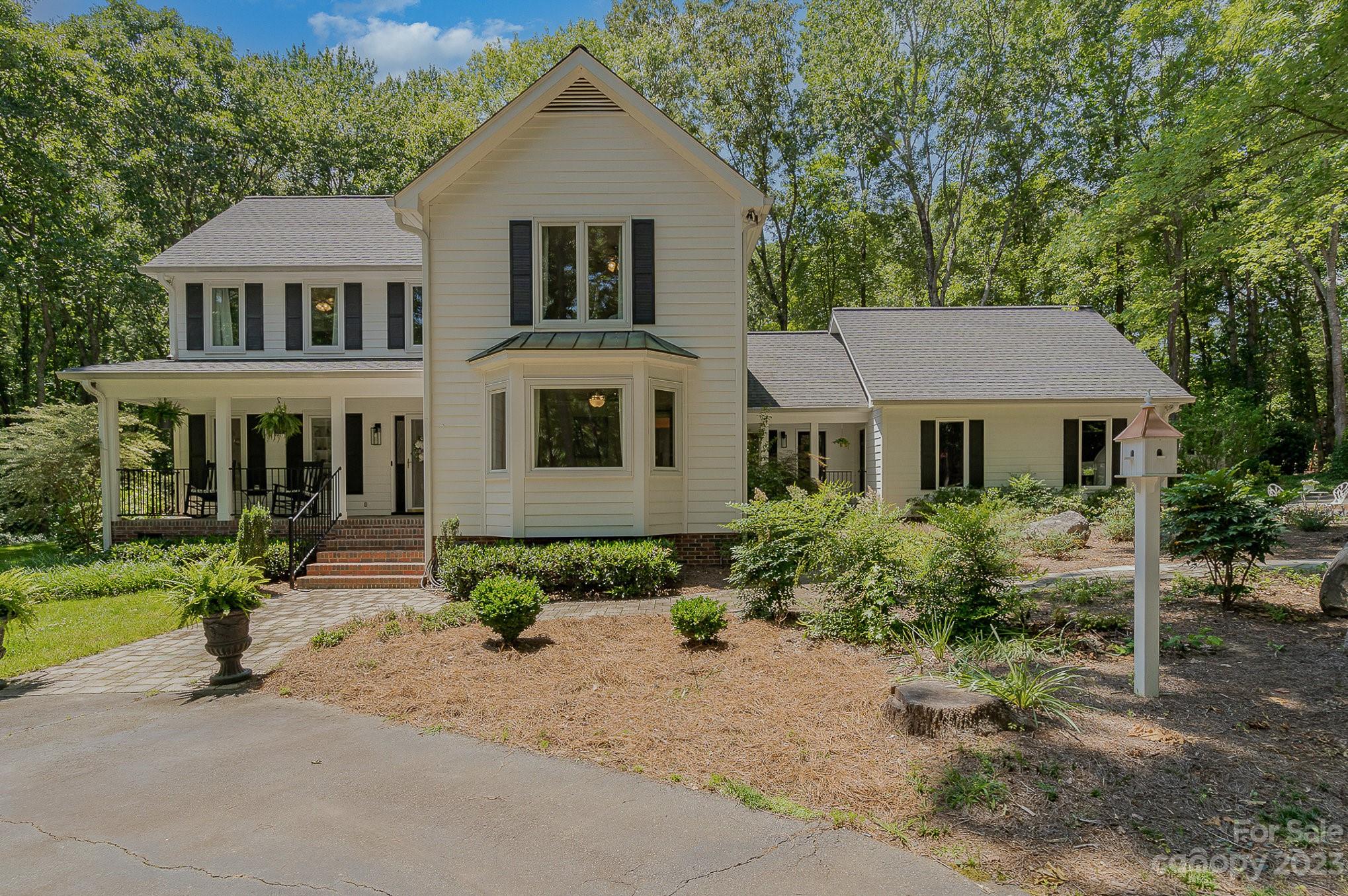 6909 Tree Hill Road Matthews, NC 28104 - Photo 1 of 42 Gallery Image 1