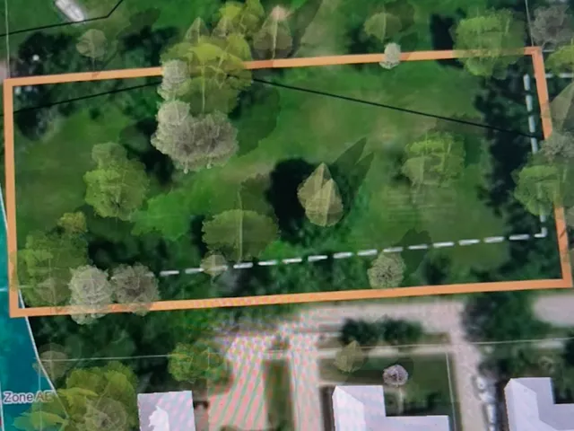 an outdoor view from a balcony