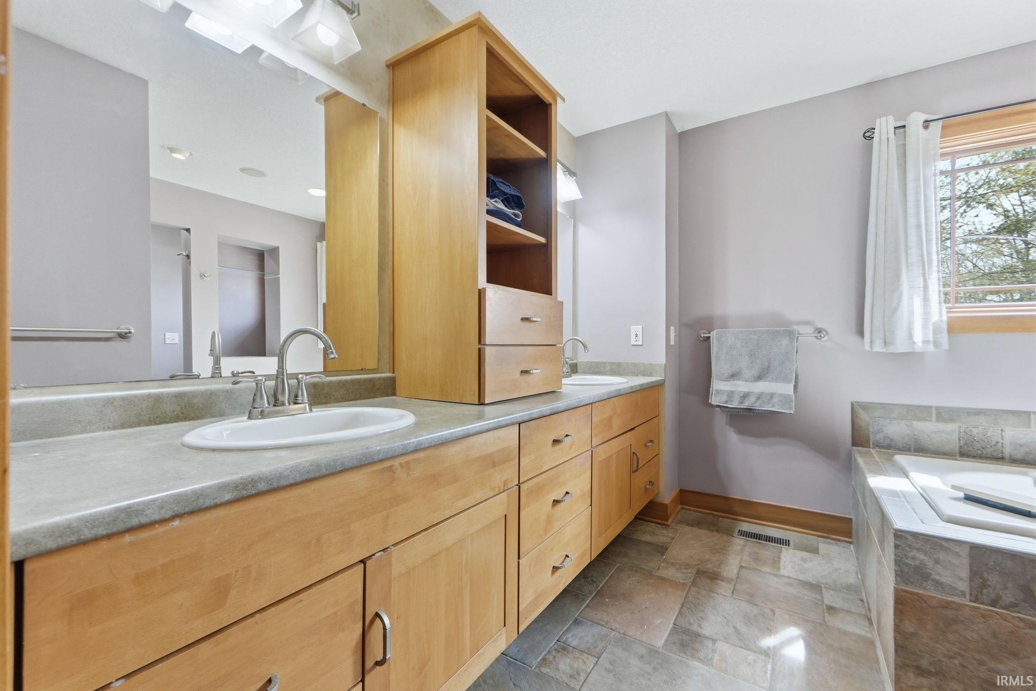 17331 Amstutz Road Leo, IN 46765 - Photo 19 of 36