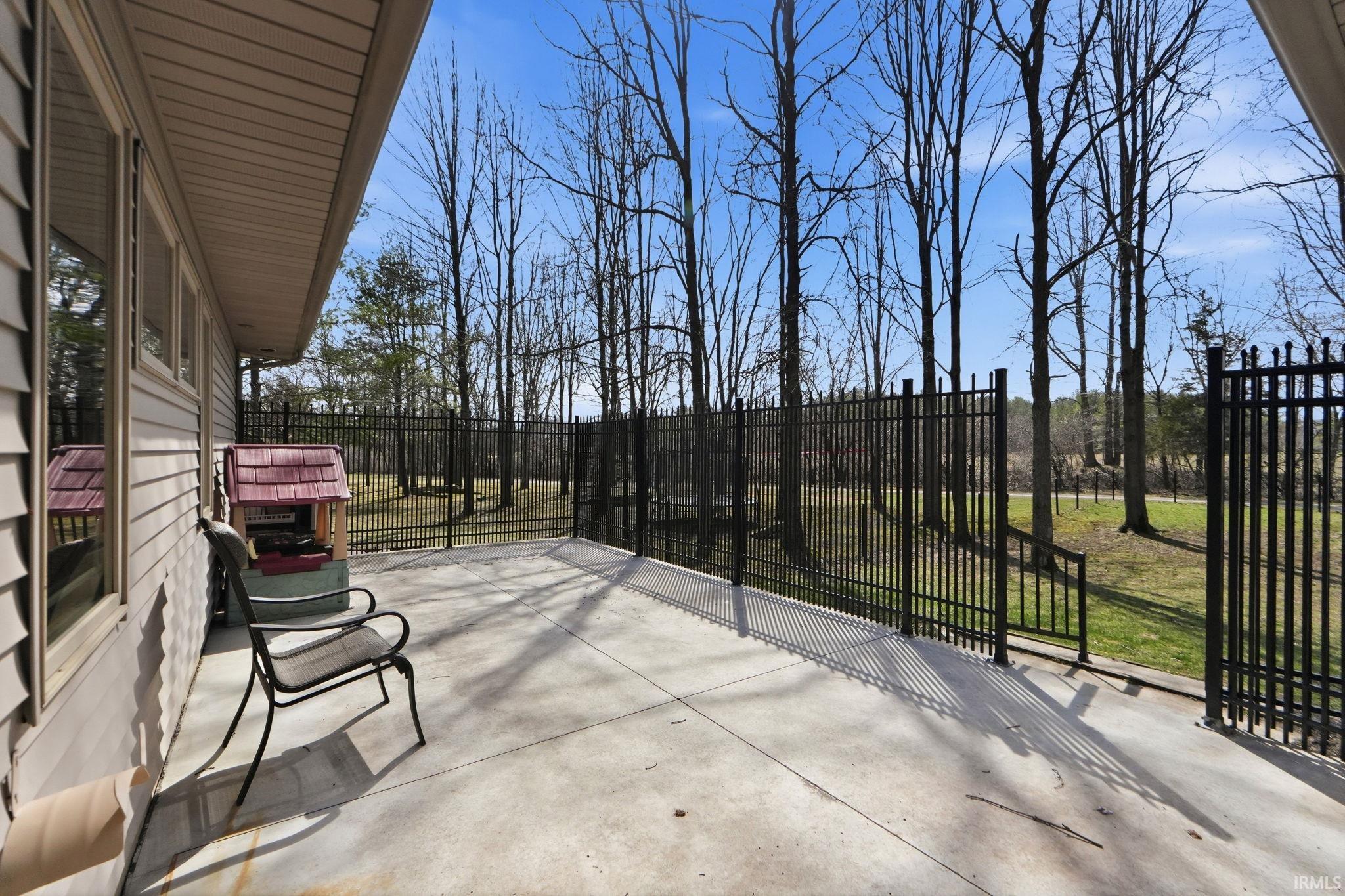 17331 Amstutz Road Leo, IN 46765 - Photo 32 of 36