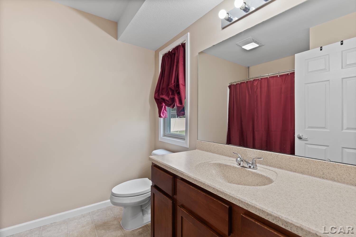3129 Beaver Creek Road Adrian, MI 49221 - Photo 32 of 39 50183658-d4214fb4-1de0-4d65-a067-5bac7692a456.JPG