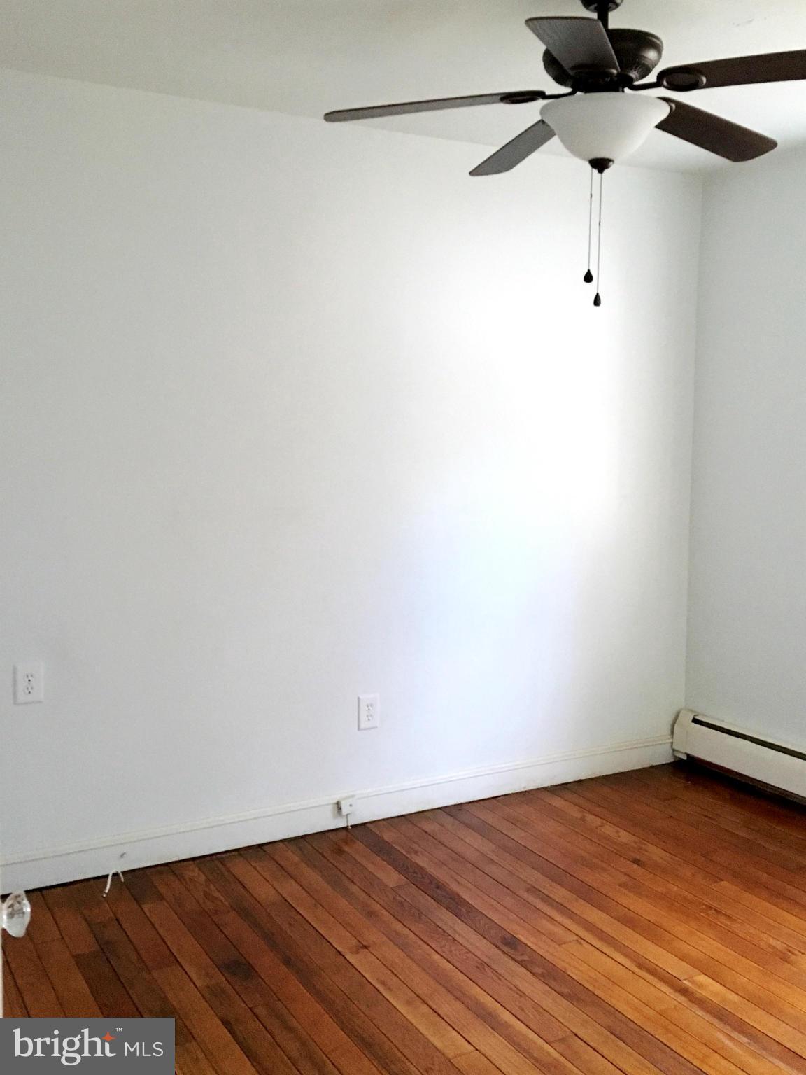 318 Oakwood Road Edgewater, MD 21037 - Photo 16 of 28 Bedroom