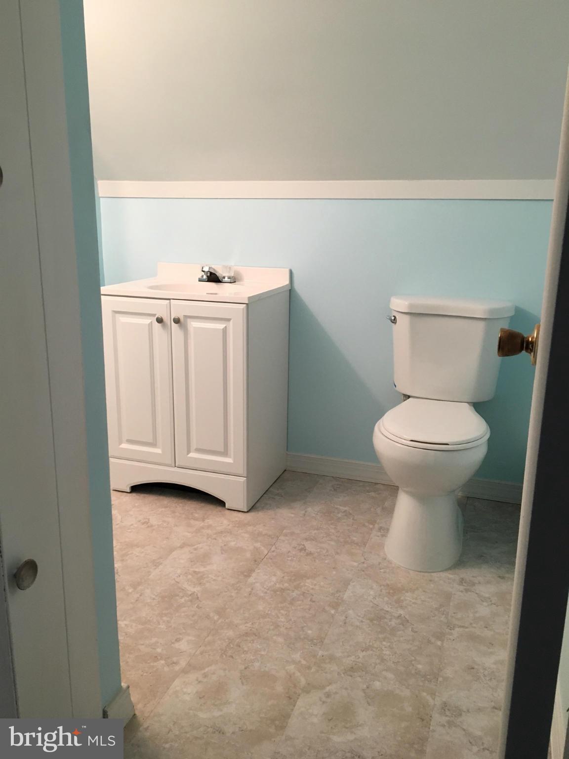318 Oakwood Road Edgewater, MD 21037 - Photo 20 of 28 Bath