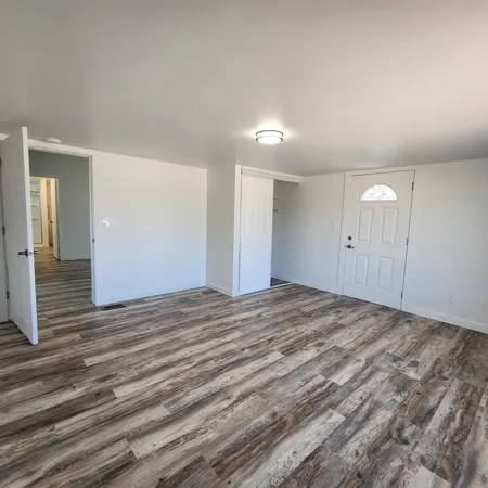 $2,500 | 21533 West Laura Street, Wittmann, AZ 85361