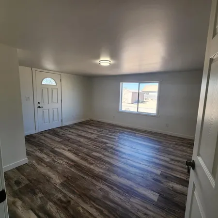 $2,500 | 21533 West Laura Street, Wittmann, AZ 85361