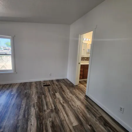 $2,500 | 21533 West Laura Street, Wittmann, AZ 85361