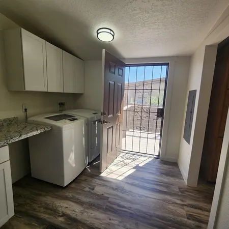 $2,500 | 21533 West Laura Street, Wittmann, AZ 85361