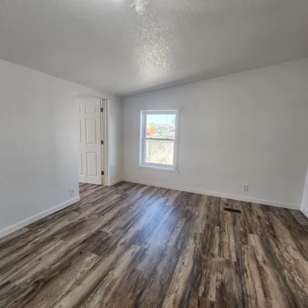 $2,500 | 21533 West Laura Street, Wittmann, AZ 85361