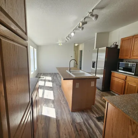 $2,500 | 21533 West Laura Street, Wittmann, AZ 85361