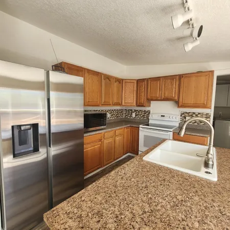 $2,500 | 21533 West Laura Street, Wittmann, AZ 85361