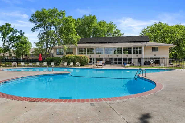 $141,444 | 10750 Rockford Road, Unit 313, Plymouth, MN 55442