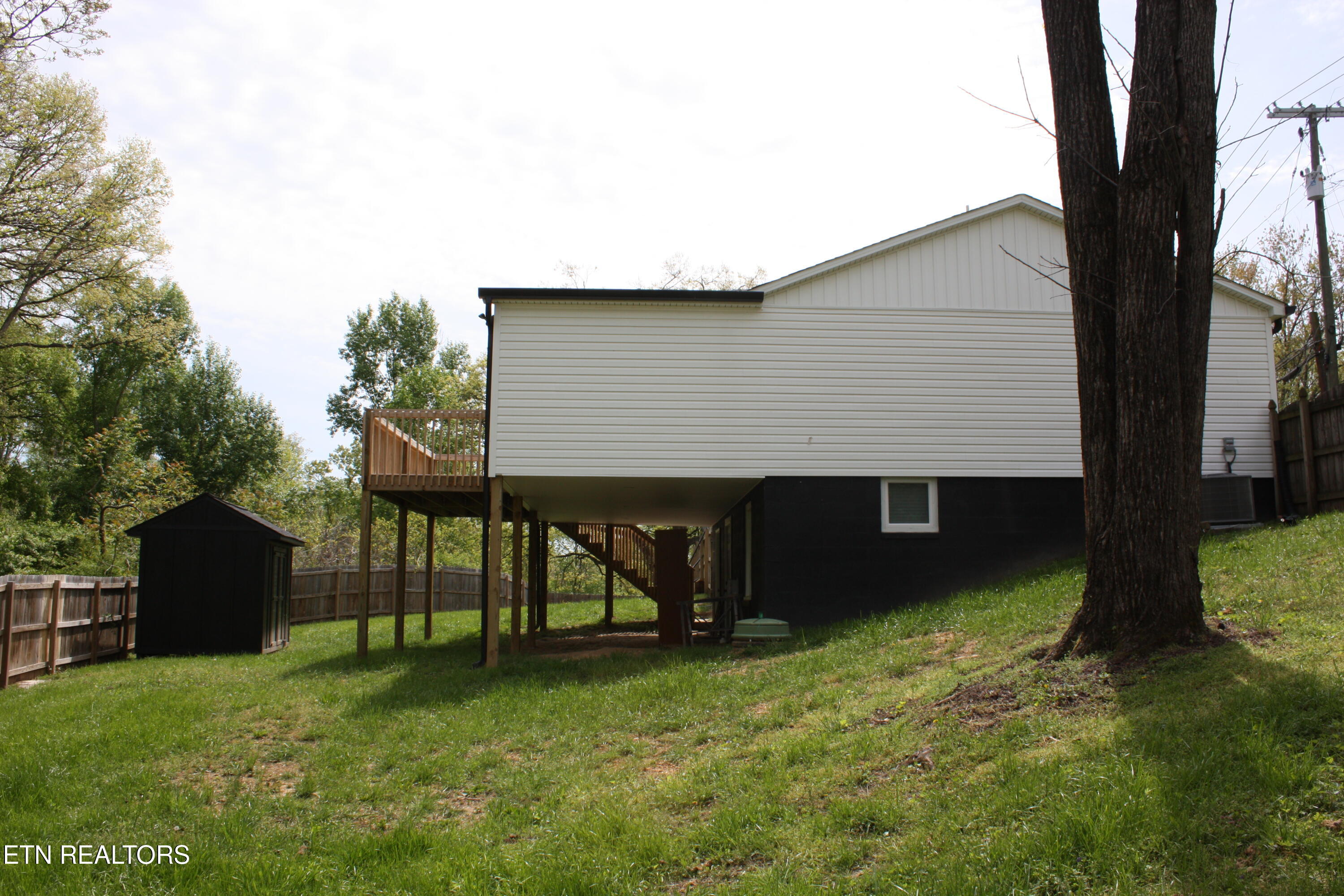 8266 Brickyard Road Powell, TN 37849 - Photo 6 of 39 IMG_2881