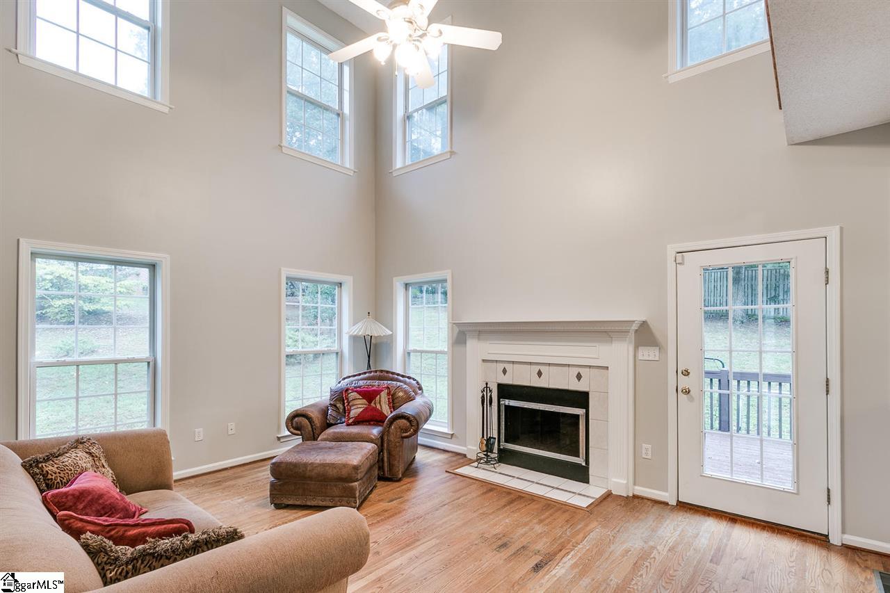 110 Springhouse Way Greenville, SC 29607 - Photo 6 of 29