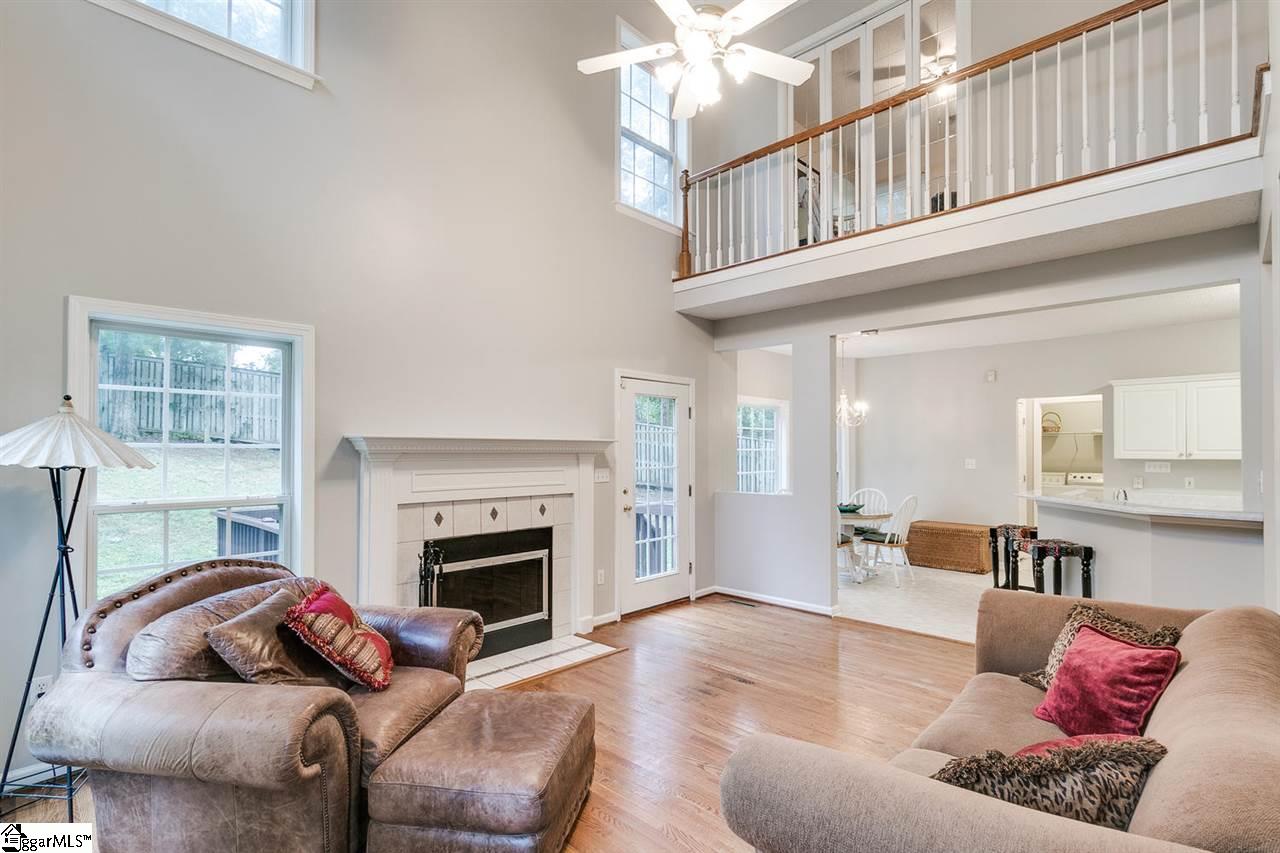 110 Springhouse Way Greenville, SC 29607 - Photo 7 of 29