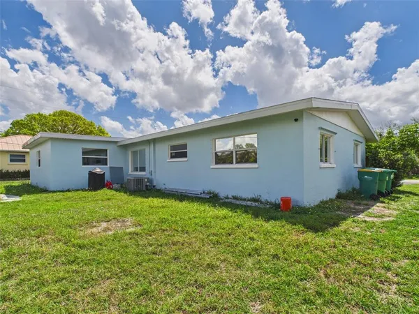 $289,000 | 420 Greenwich Avenue Northwest, Port Charlotte, FL 33952