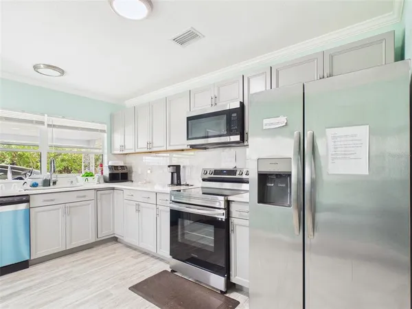 $289,000 | 420 Greenwich Avenue Northwest, Port Charlotte, FL 33952