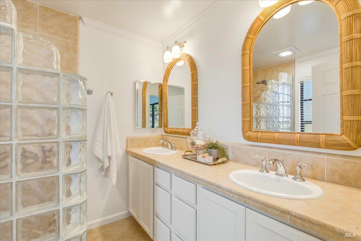 316 El Faisan Drive San Rafael, CA 94903 - Photo 14 of 28