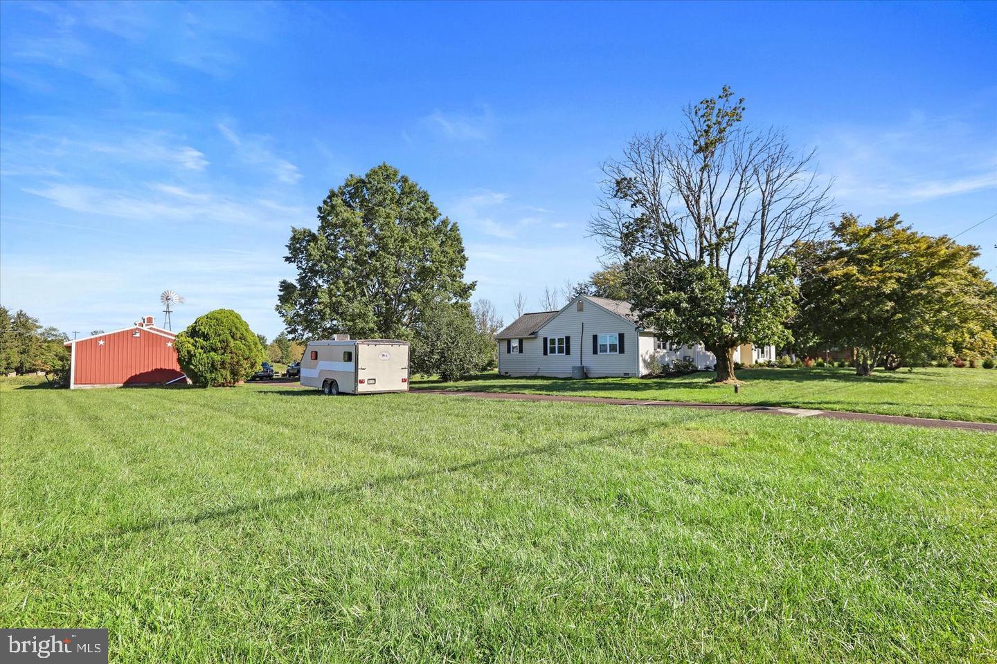 291 Elephant Road Perkasie, PA 18944 - Photo 6 of 40