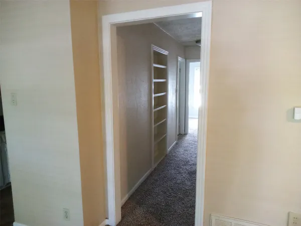 $2,295 | 5111 Woodrow Avenue, Austin, TX 78756