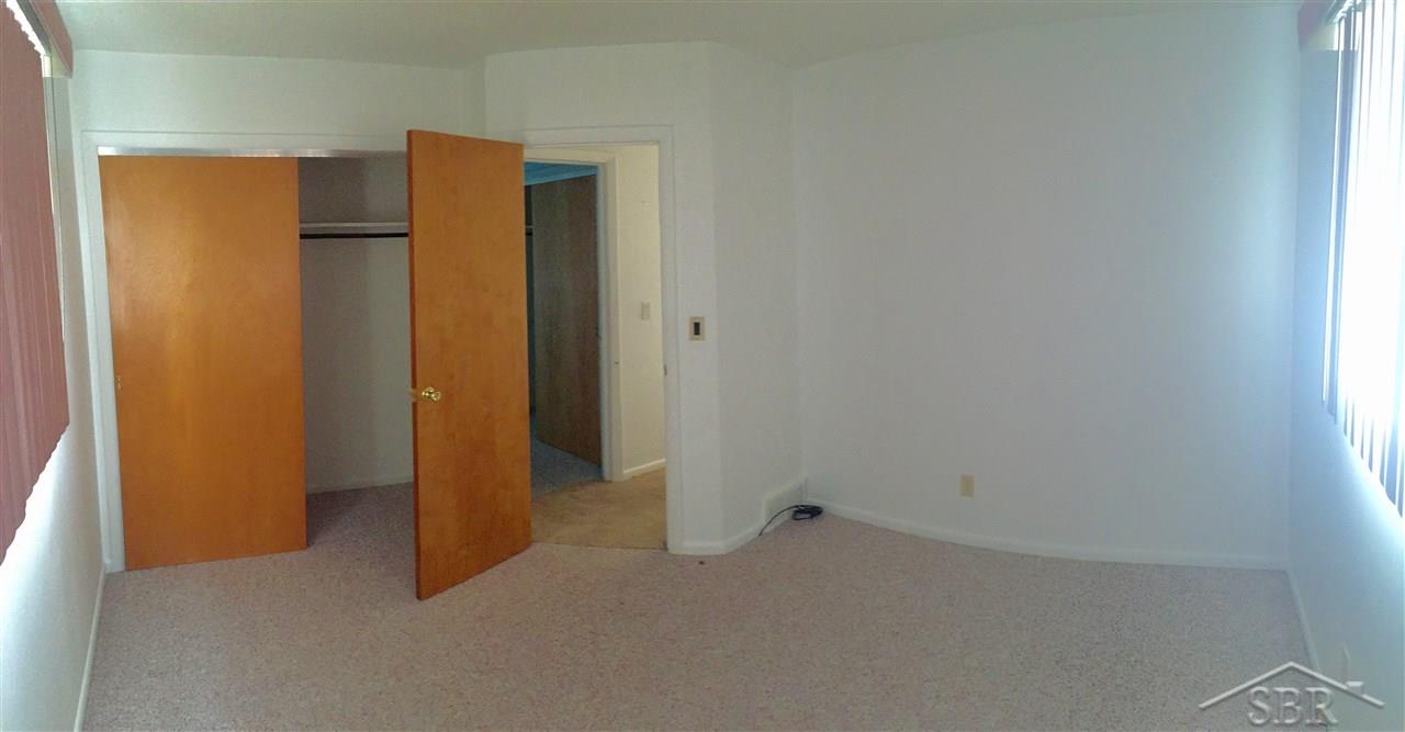 5510 Sheridan Road Saginaw, MI 48601 - Photo 4 of 7 31283002-3.JPG