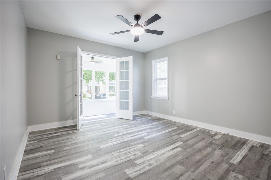 420 Columbia Avenue Rochester, NY 14611 - Photo 4 of 26