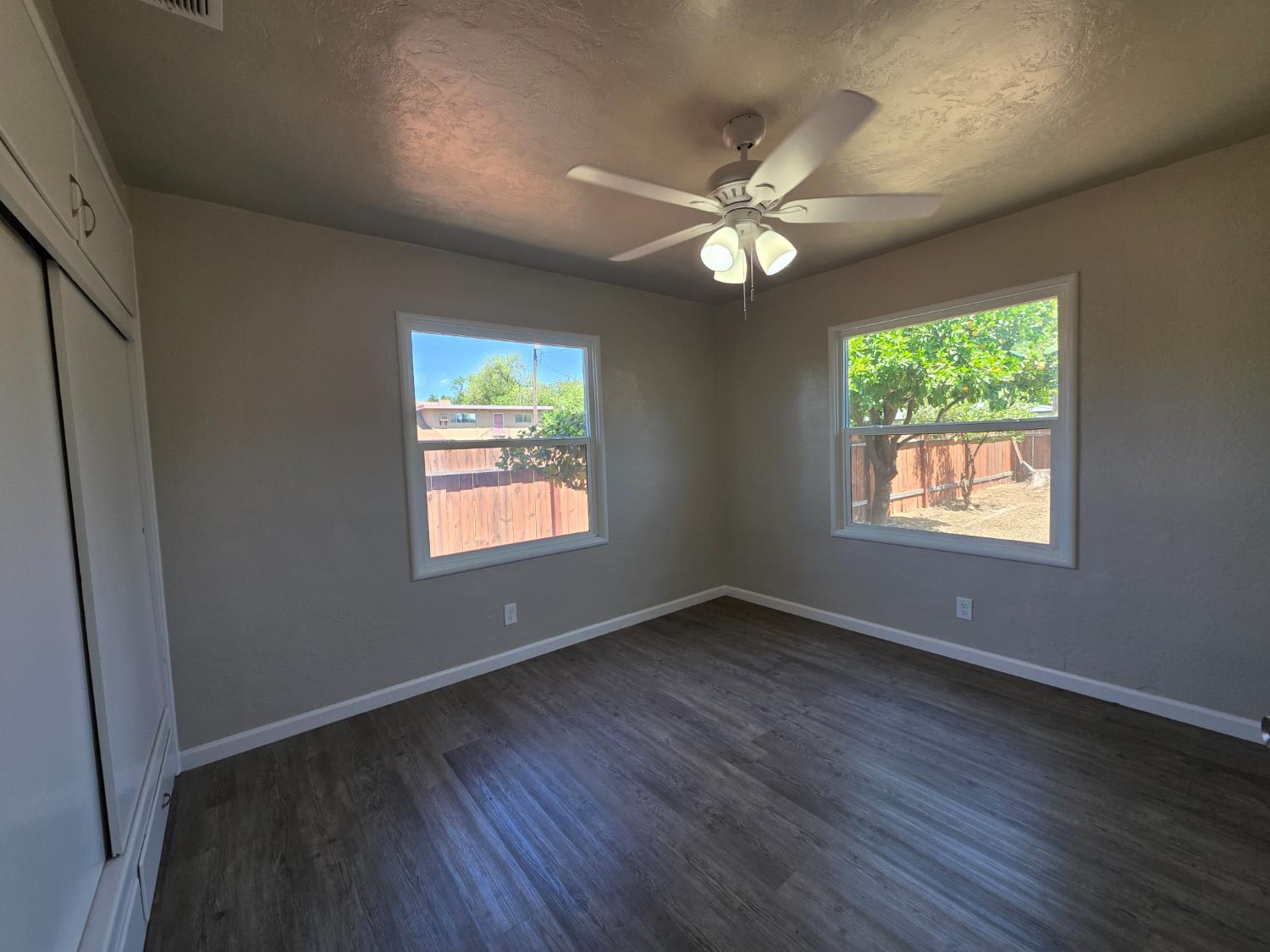 1416 Tully Road Modesto, CA 95350 - Photo 25 of 35 Gallery Image 25