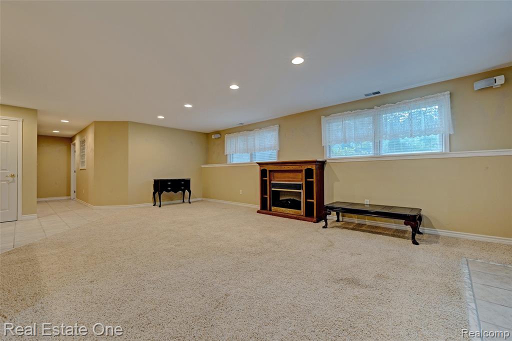 195 Inglewood Court, Unit 26 Linden, MI 48451 - Photo 31 of 60 Gallery Image 31