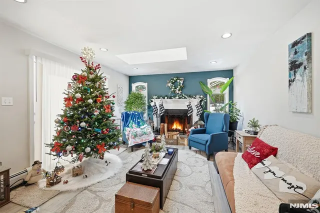 $4,200 | 27 Saddle River Road, Woodcliff Lake, NJ 07677