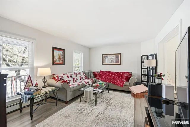 $4,200 | 27 Saddle River Road, Woodcliff Lake, NJ 07677