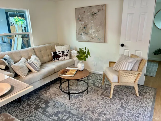 $148,000 | 700 Shady Glen Road, Unit 24, Vacaville, CA 95688