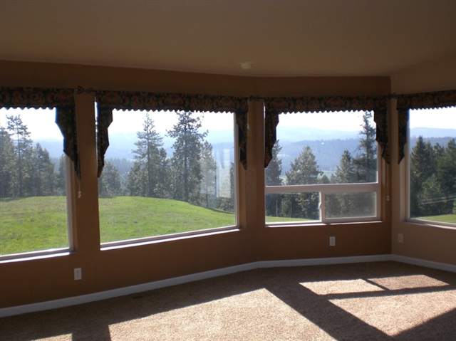16816 North Sands Road Mead, WA 99021 - Photo 3 of 9