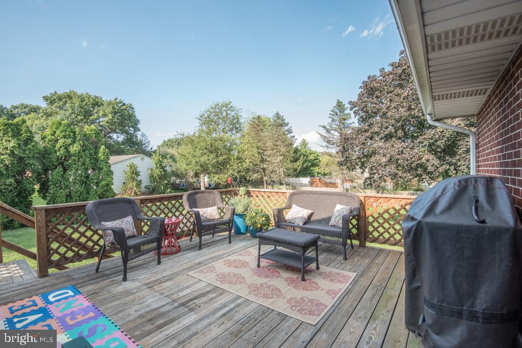 711 East Millport Road Lititz, PA 17543 - Photo 32 of 38